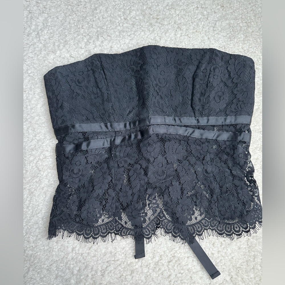 EUC Bebe Lace Crop Top Size S